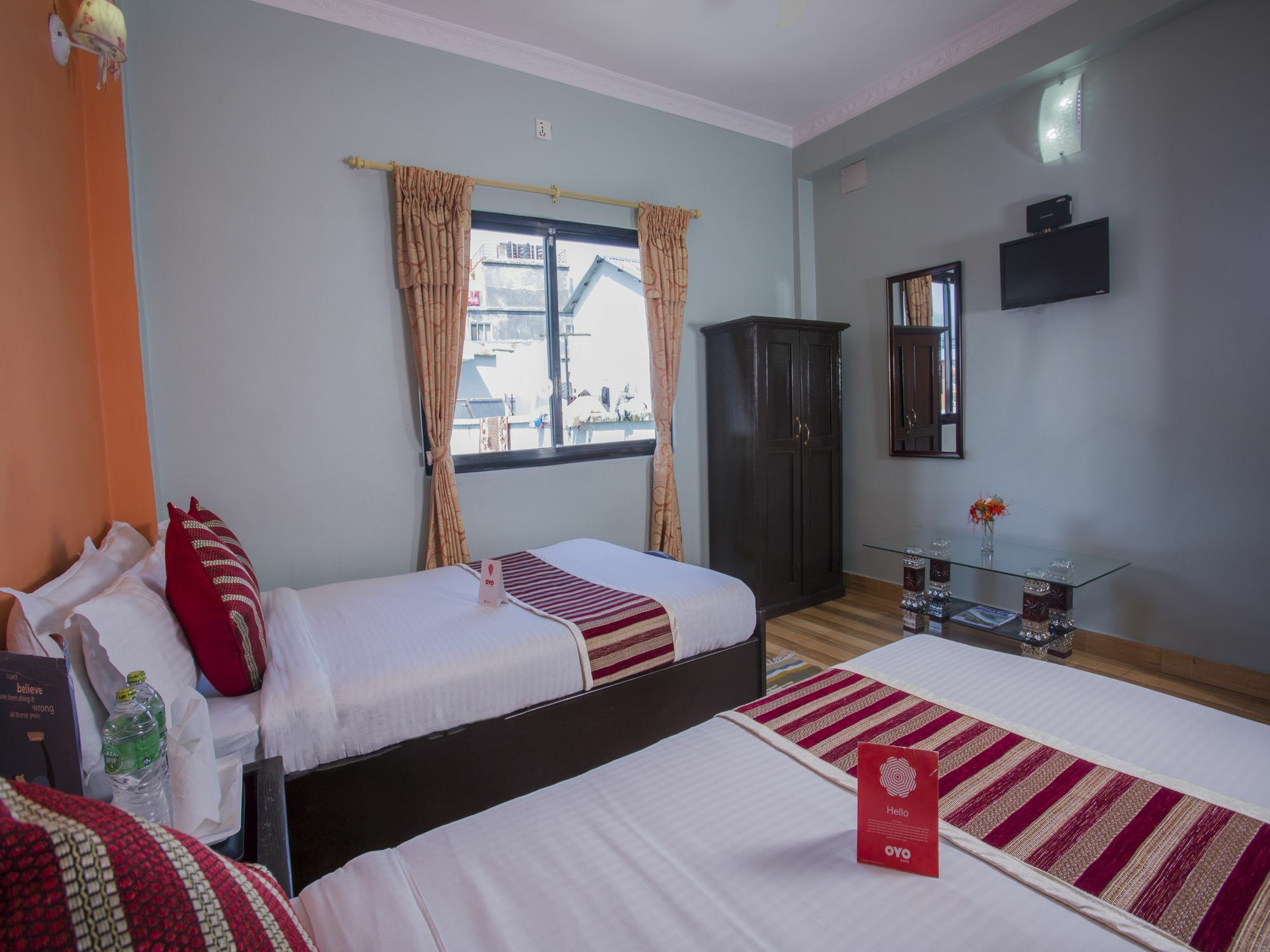 Hotel Dream Inn Pokhara Esterno foto
