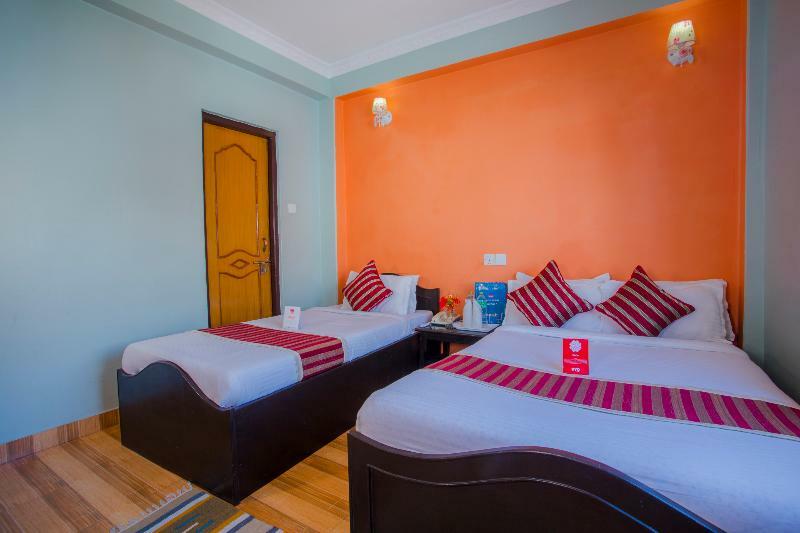 Hotel Dream Inn Pokhara Esterno foto