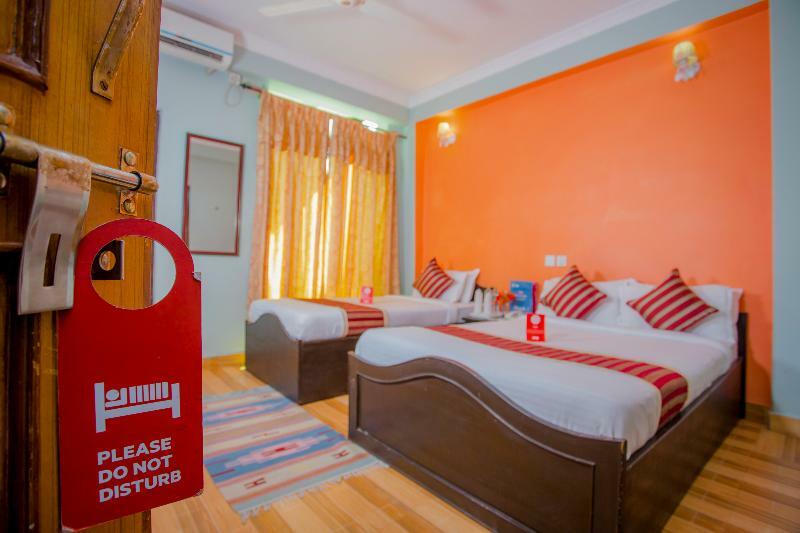 Hotel Dream Inn Pokhara Esterno foto