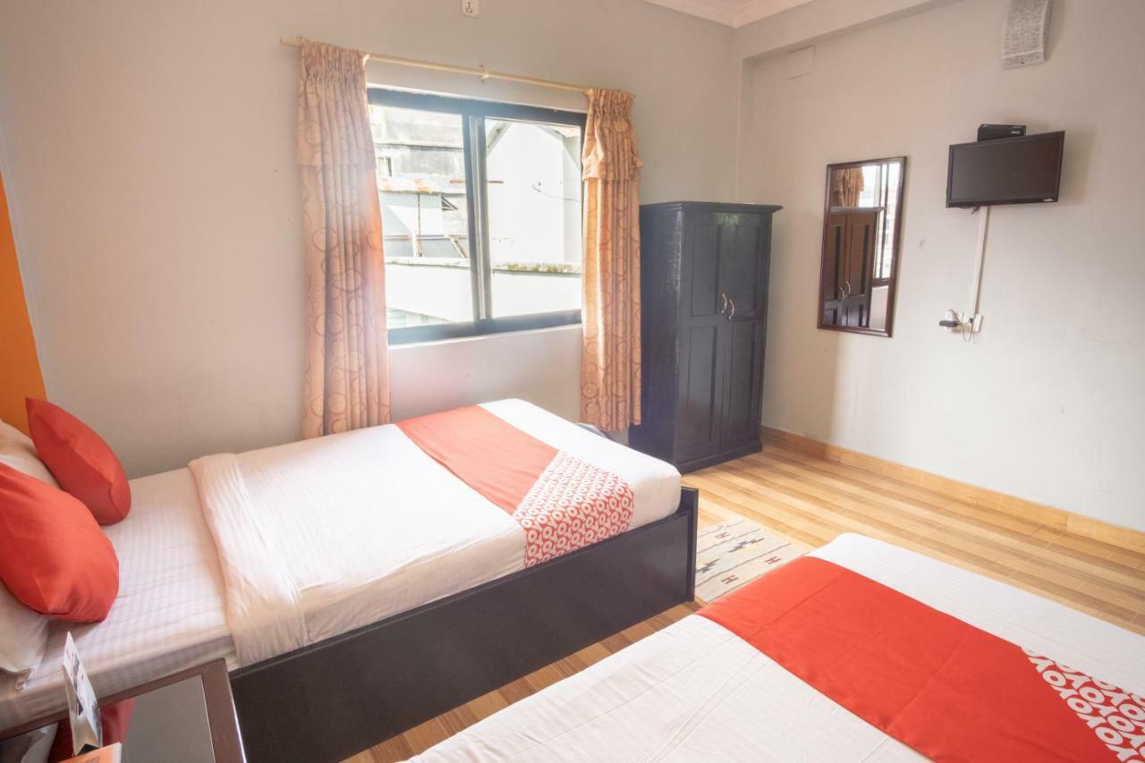 Hotel Dream Inn Pokhara Esterno foto